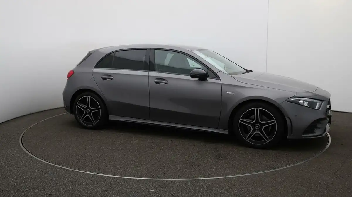 2022-mercedes-benz-a-class-13-a200-amg-line-executive-edition-hatchback-5d-7g-dct-big-45