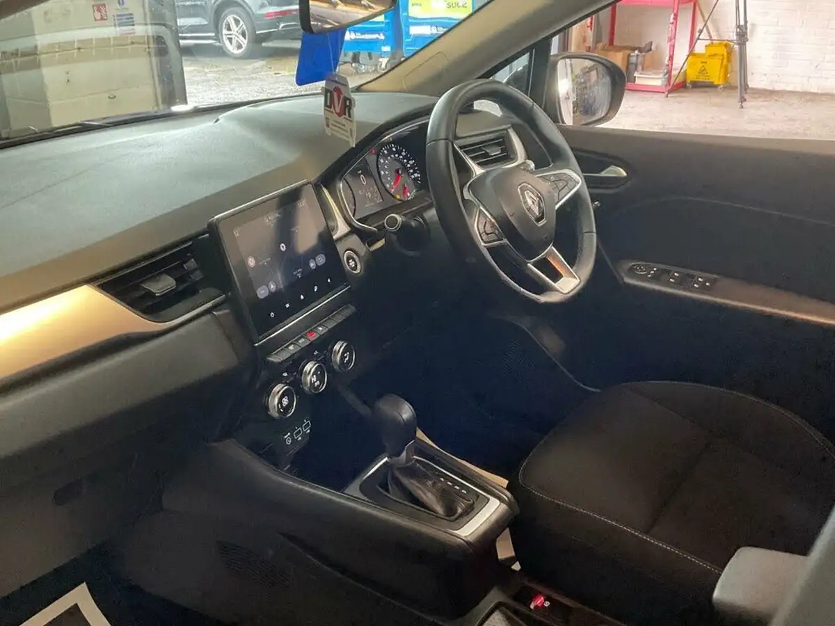 2021-renault-captur-13-tce-iconic-edition-edc-auto-big-26