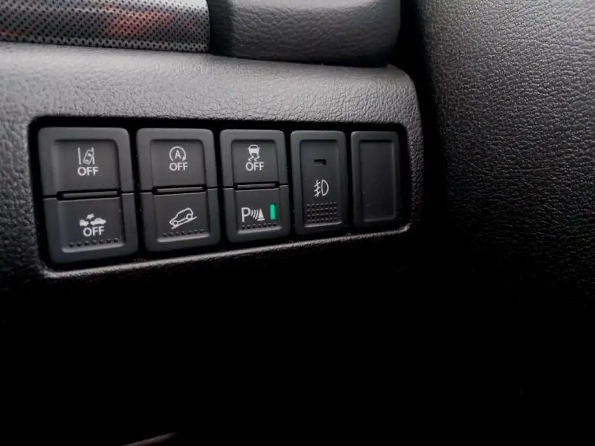 2023-suzuki-vitara-14-boosterjet-sz5-allgrip-big-17