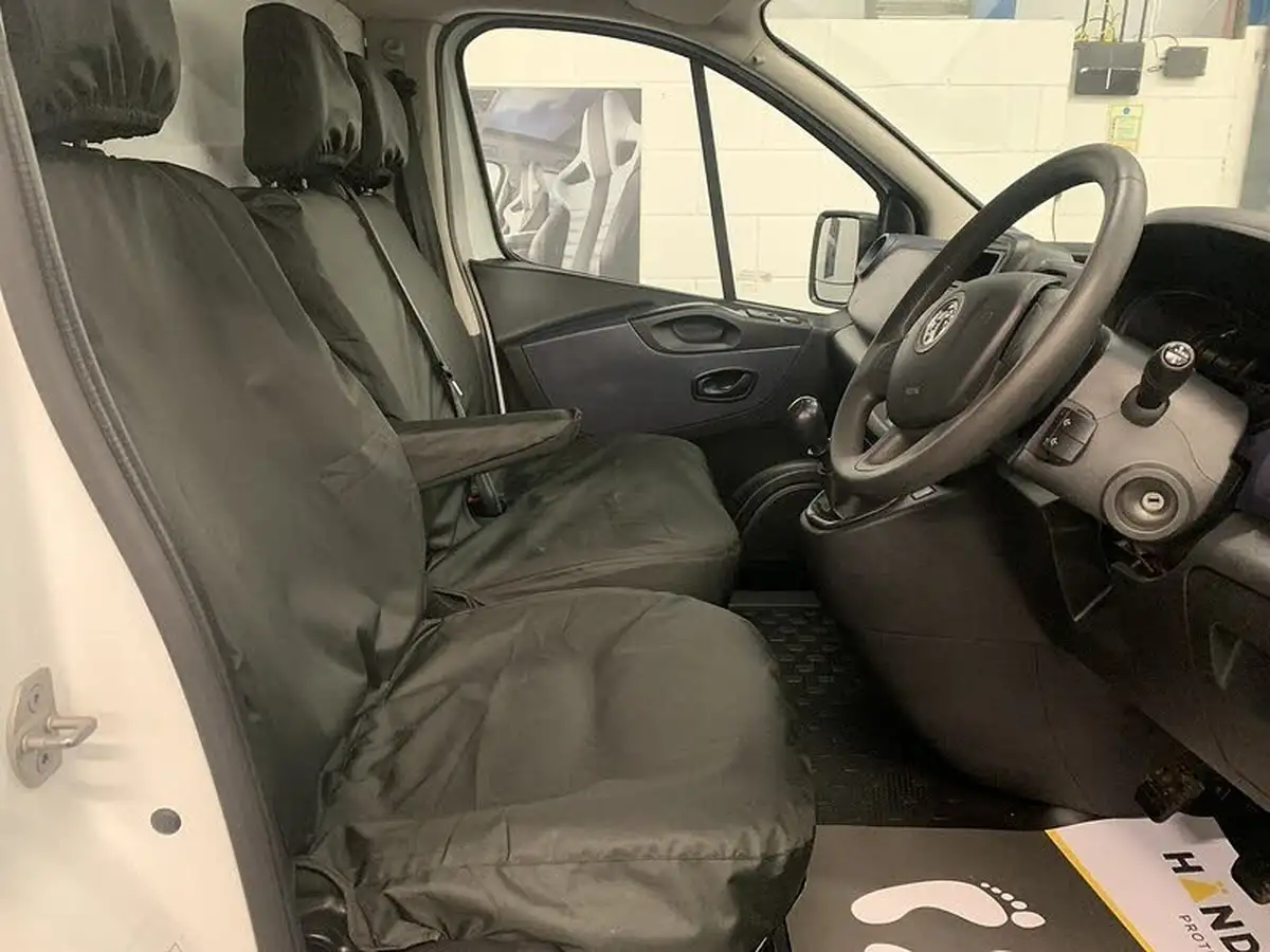 2016-vauxhall-vivaro-16cdti-2900-ecoflex-l1h1-90ps-panel-van-big-17