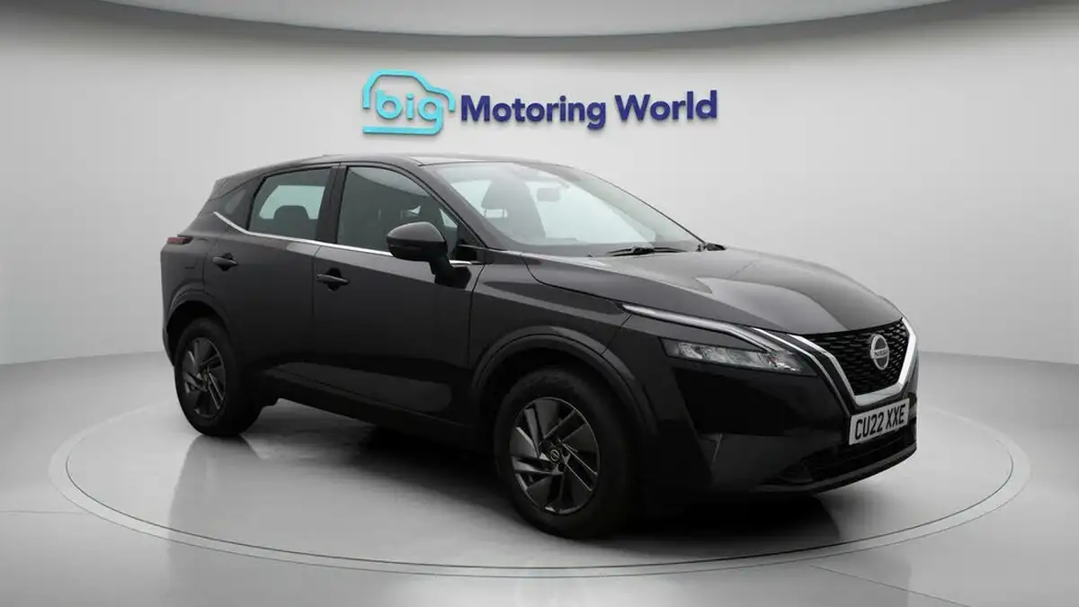 2022-nissan-qashqai-13-dig-t-acenta-premium-140ps-big-1