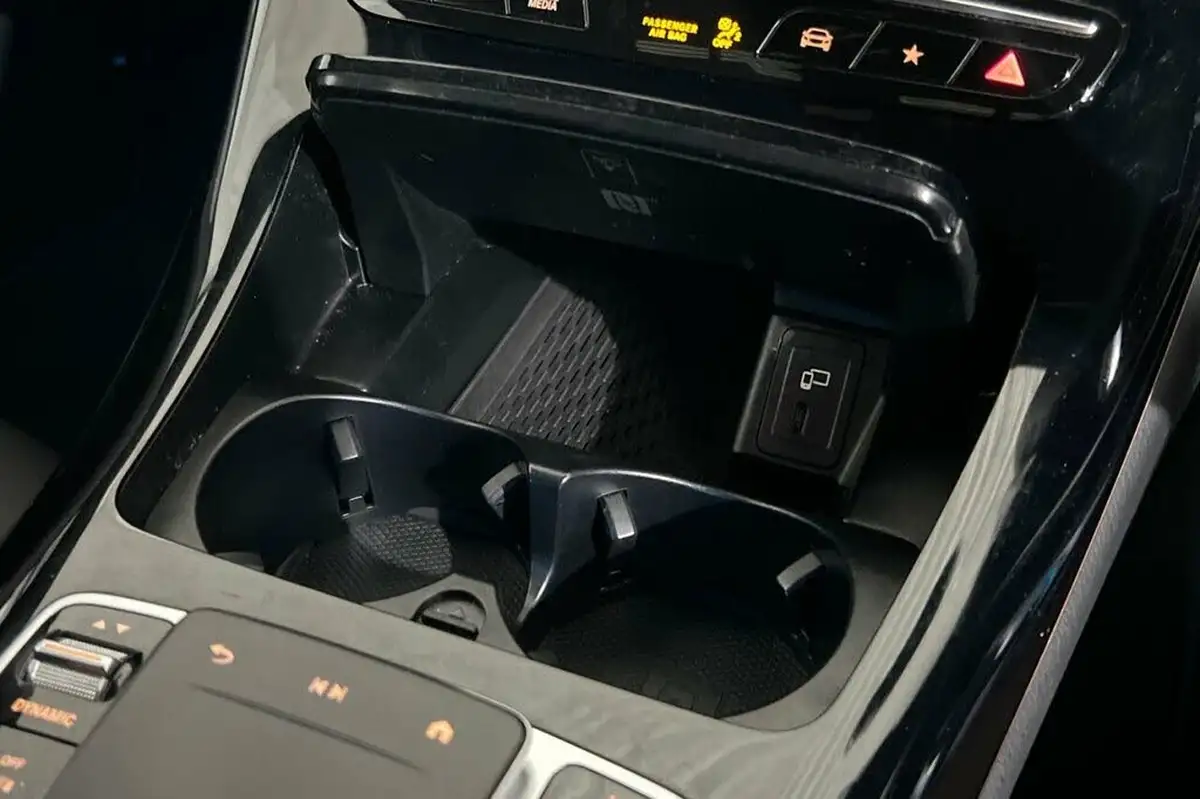 2020-mercedes-benz-eqc-e-eqc-400-amg-line-premium-plus-big-38