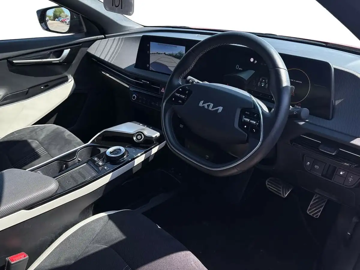 2022-kia-ev6-e-gt-line-320bhp-awd-heat-pump-big-8