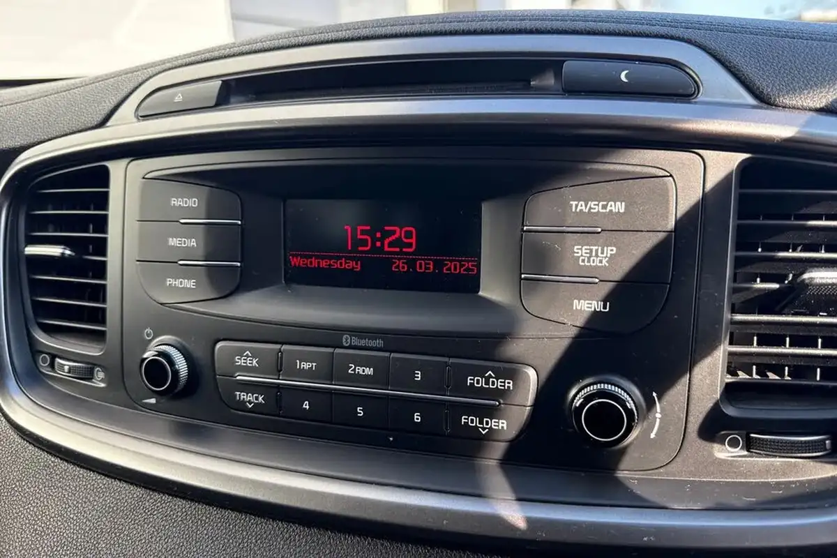 2016-kia-sorento-22-crdi-kx-1-big-16