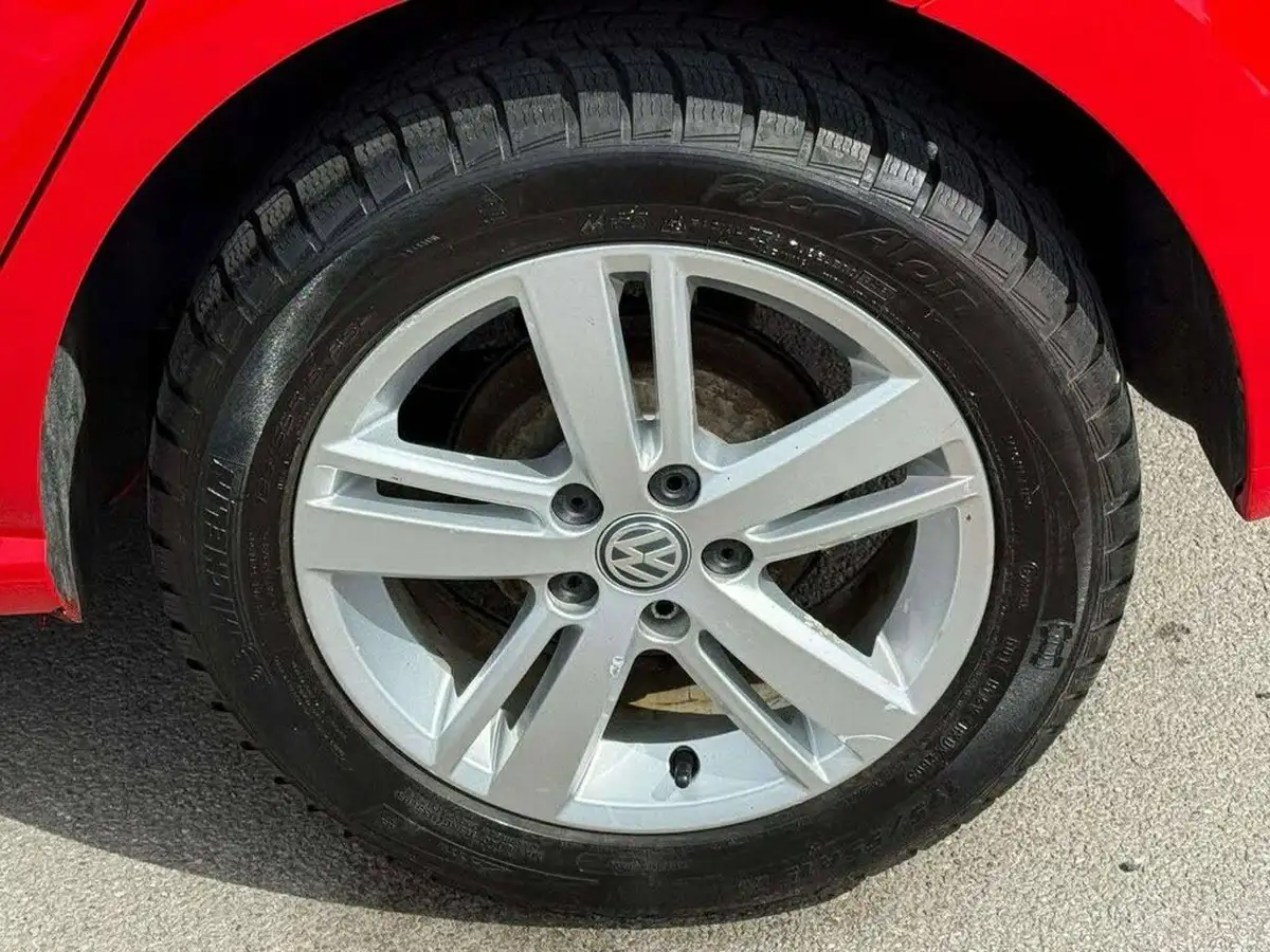 2017-volkswagen-polo-10-match-60ps-ss-5d-big-20