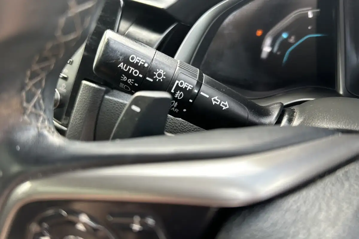 2022-honda-civic-10-vtec-turbo-ex-cvt-big-31