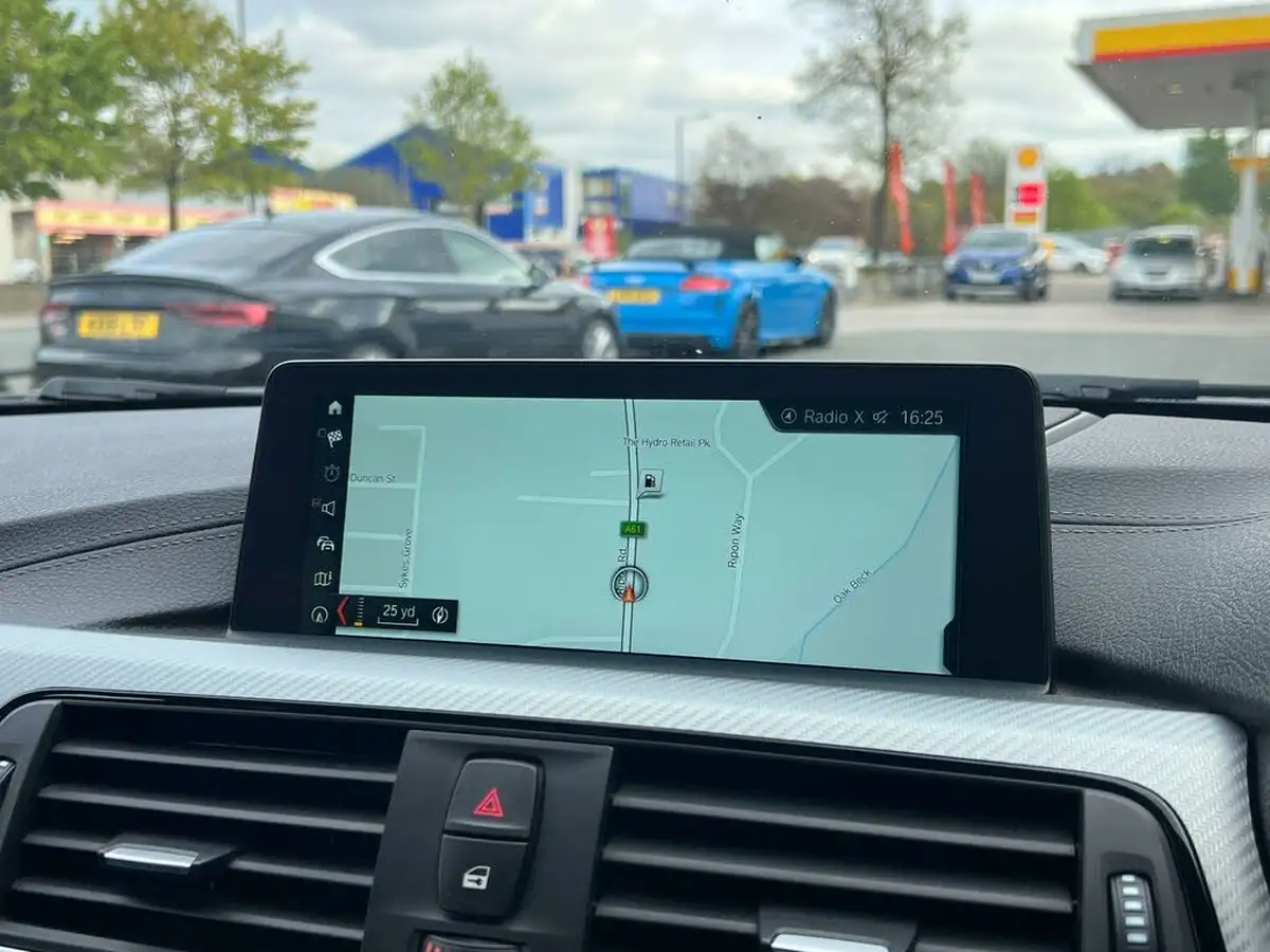 2018-bmw-3-series-30td-330d-m-sport-shadow-edition-saloon-4d-big-28
