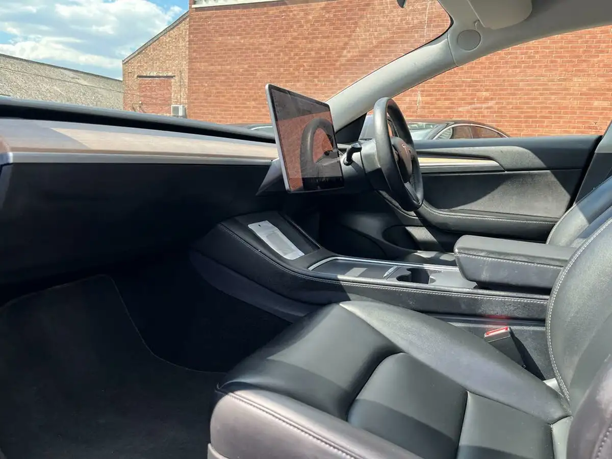 2021-tesla-model-3-e-standard-plus-big-10