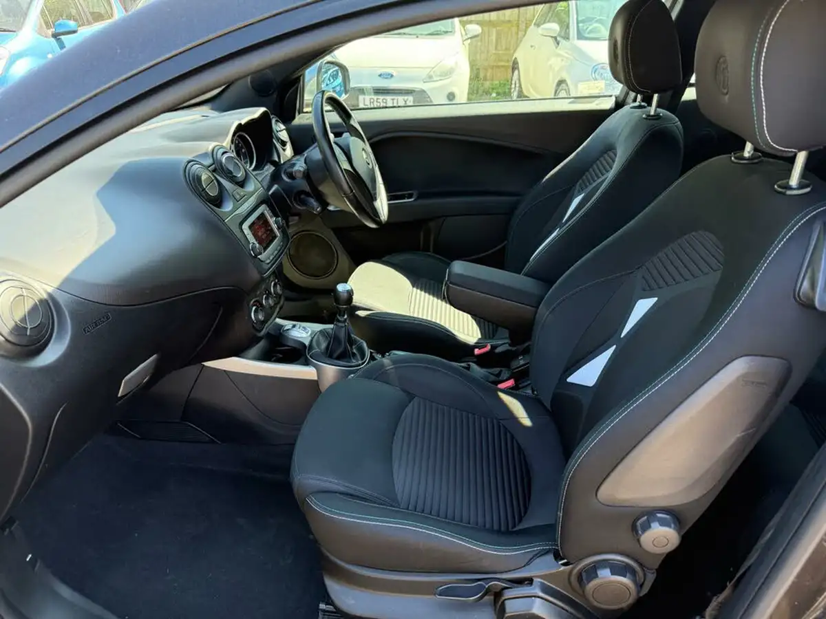 2014-alfa-romeo-mito-09-sportiva-big-15