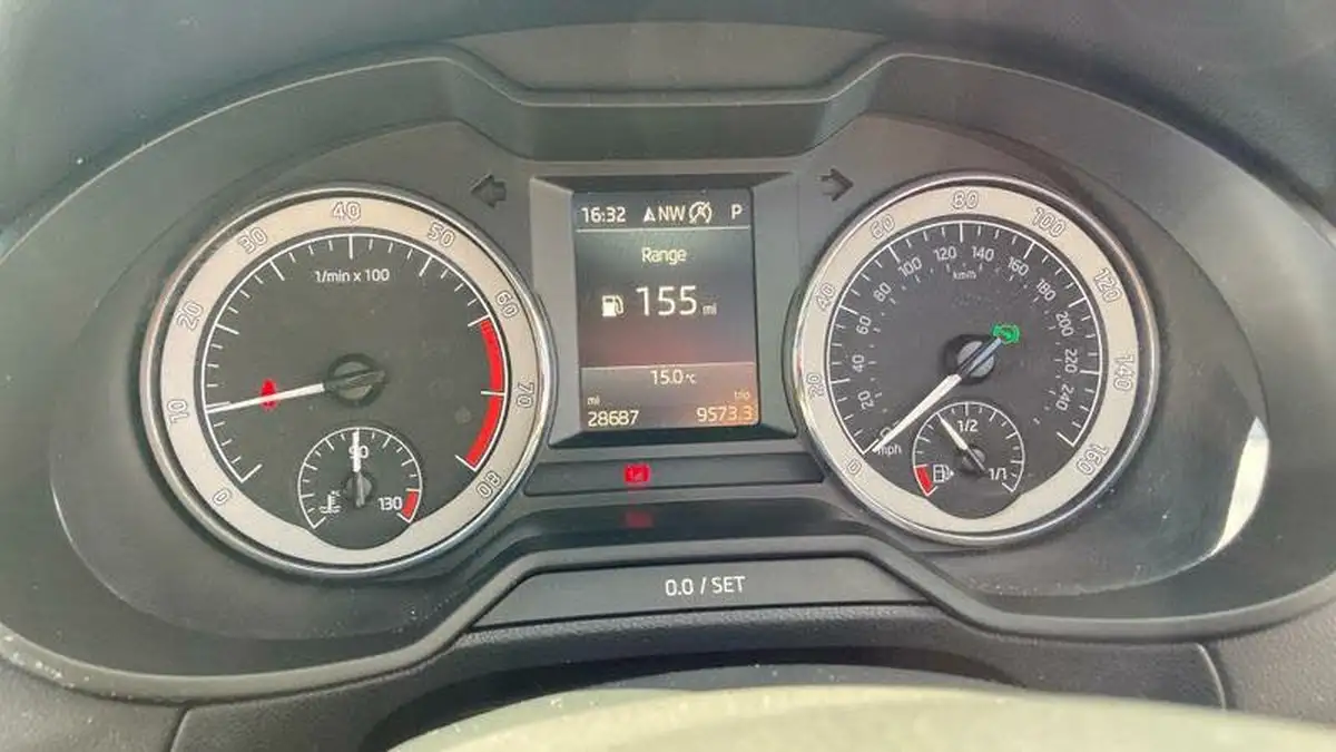 2018-skoda-octavia-15-tsi-se-l-hatchback-dsg-big-21