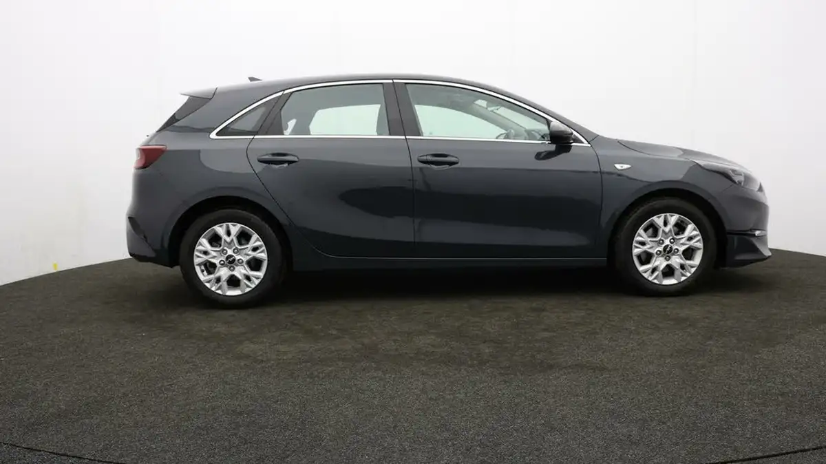 2021-kia-ceed-10-t-gdi-2-hatchback-big-30