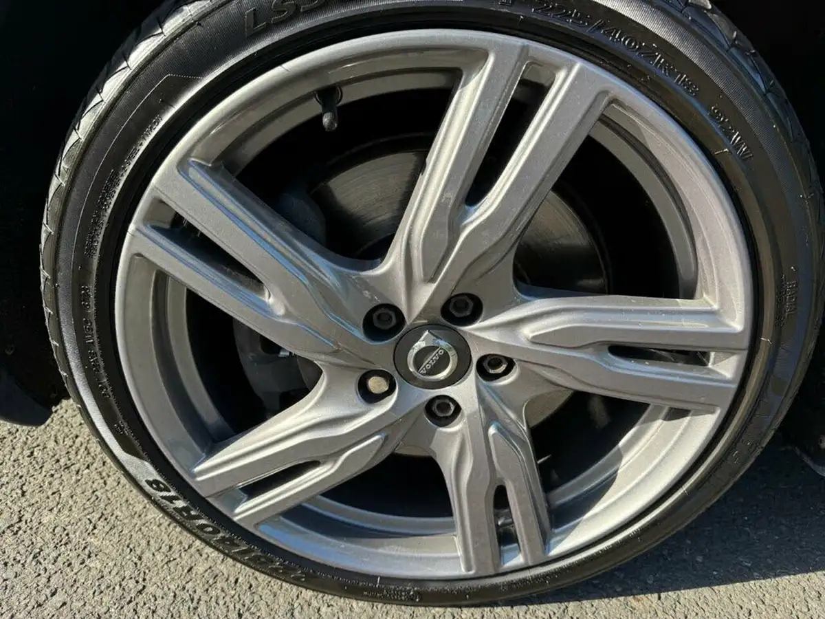 2018-volvo-v40-20td-d3-r-design-pro-big-47