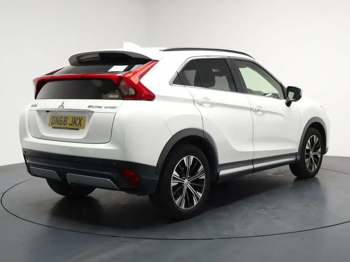 2018-mitsubishi-eclipse-cross-15-4-auto-big-11