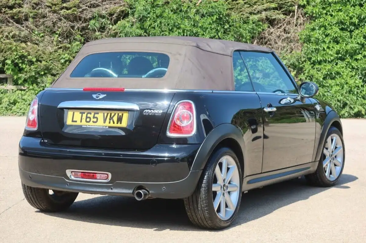 2015-mini-cooper-16-cooper-highgate-ss-auto-big-3