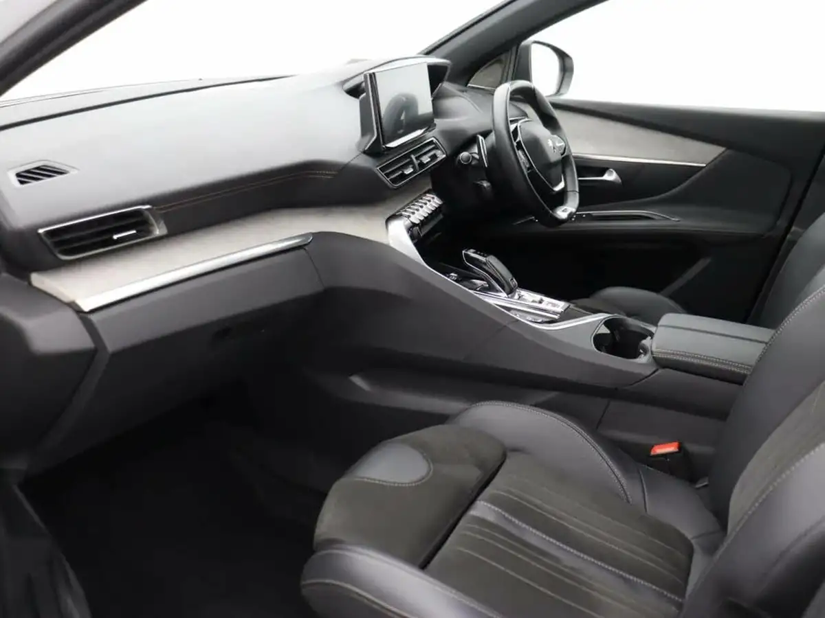 2022-peugeot-3008-suv-15-bluehdi-gt-premium-big-21