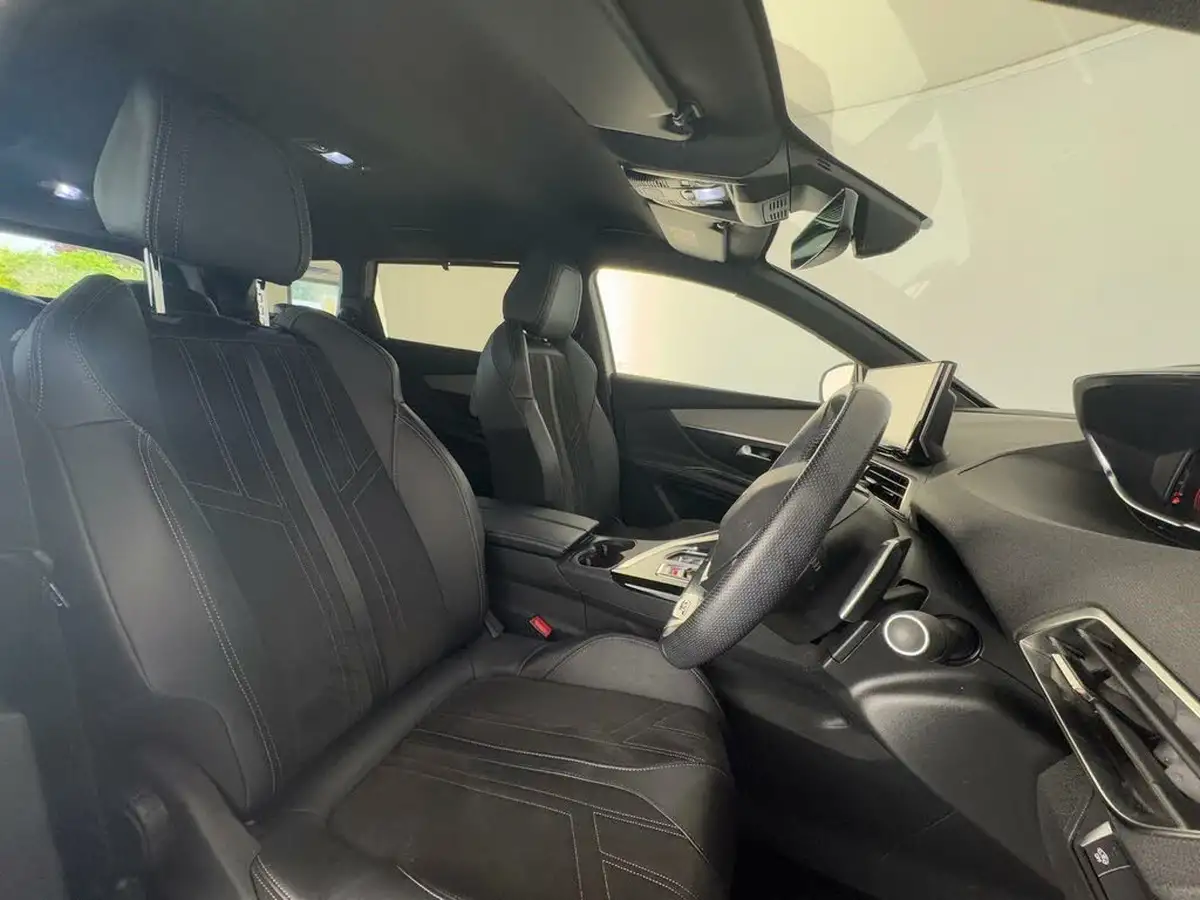 2021-peugeot-5008-suv-12-puretech-gt-eat8-big-12