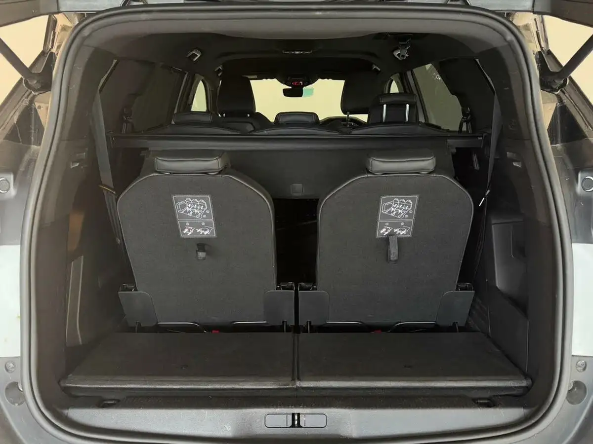 2021-peugeot-5008-suv-12-puretech-gt-eat8-big-36