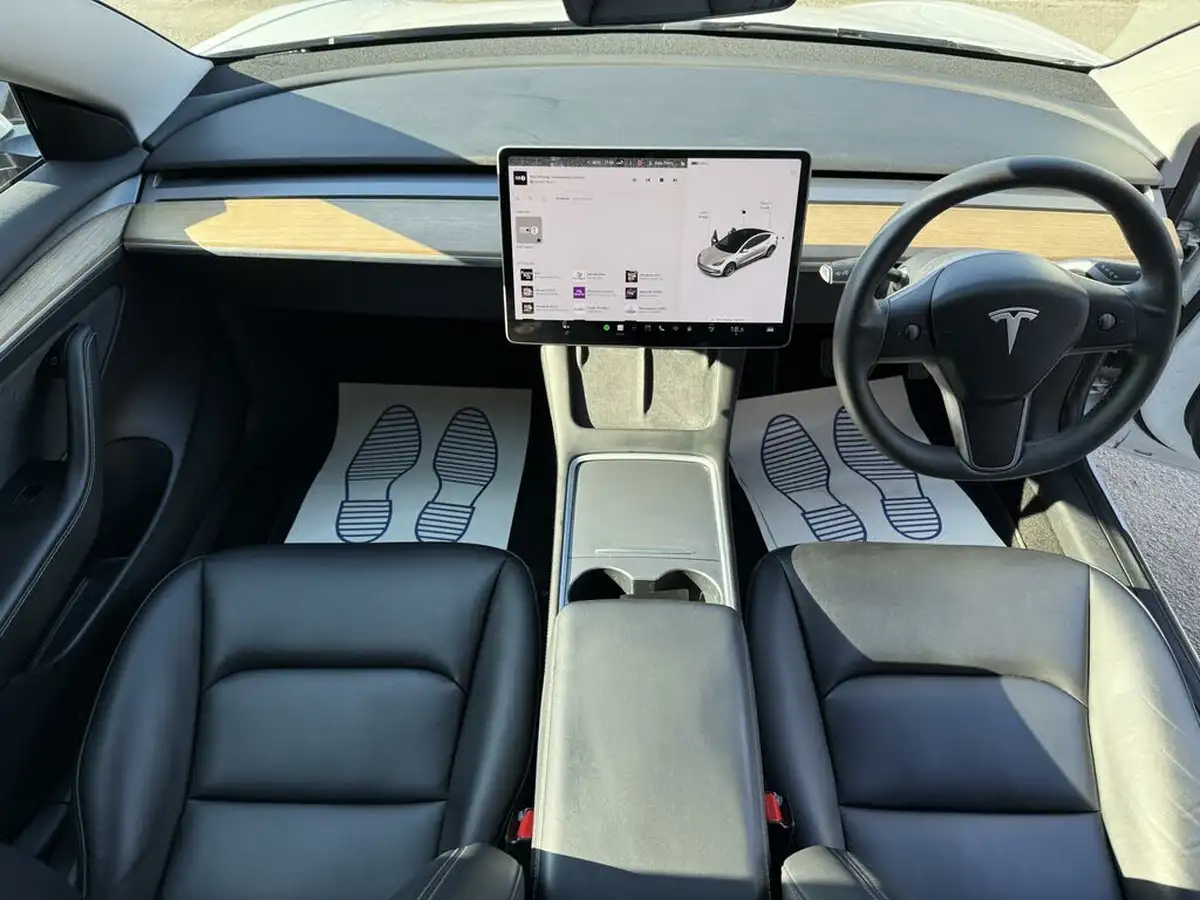 2021-tesla-model-3-e-standard-plus-big-9