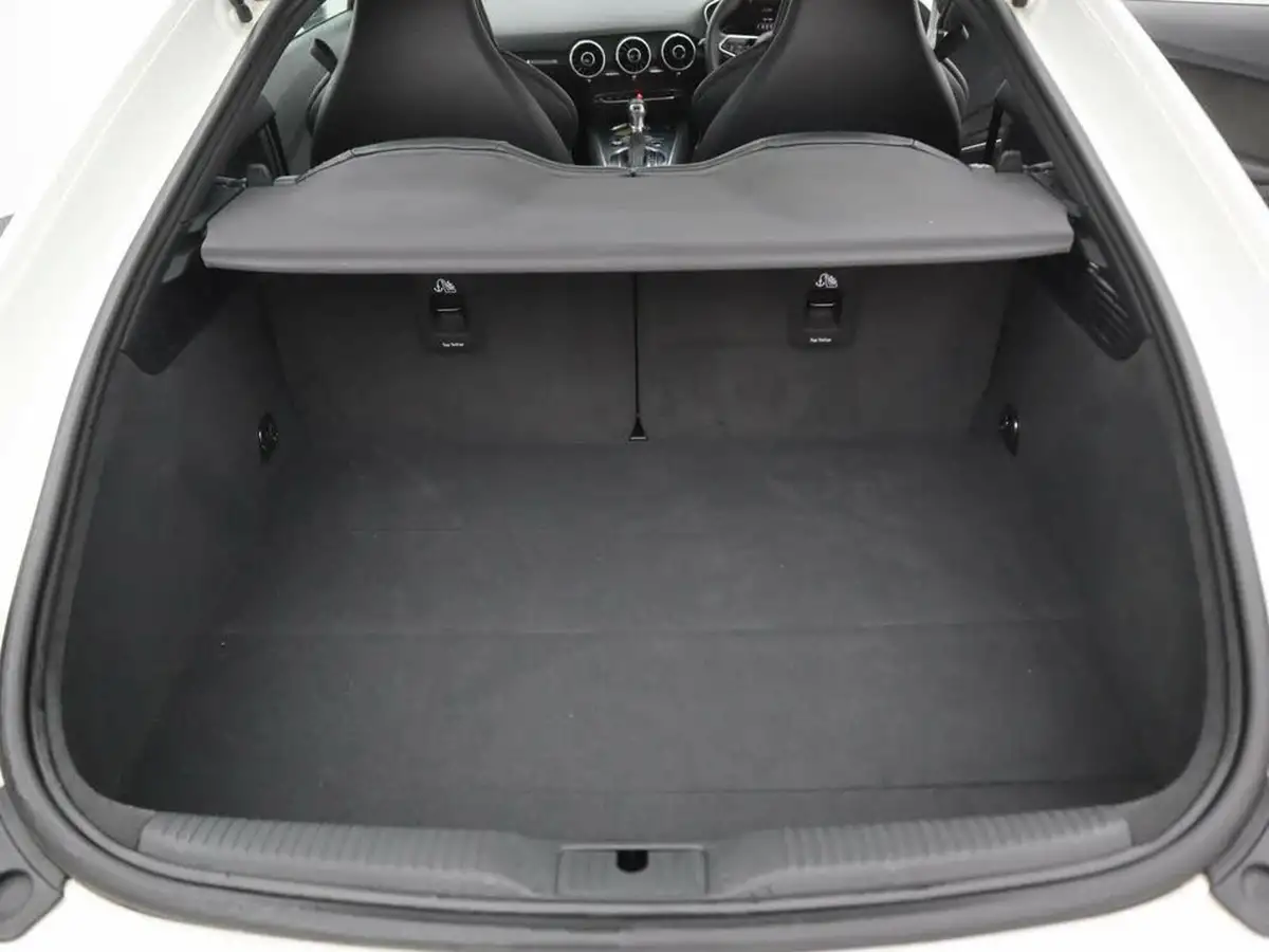 2021-audi-tt-coupe-20-40-tfsi-s-line-big-6