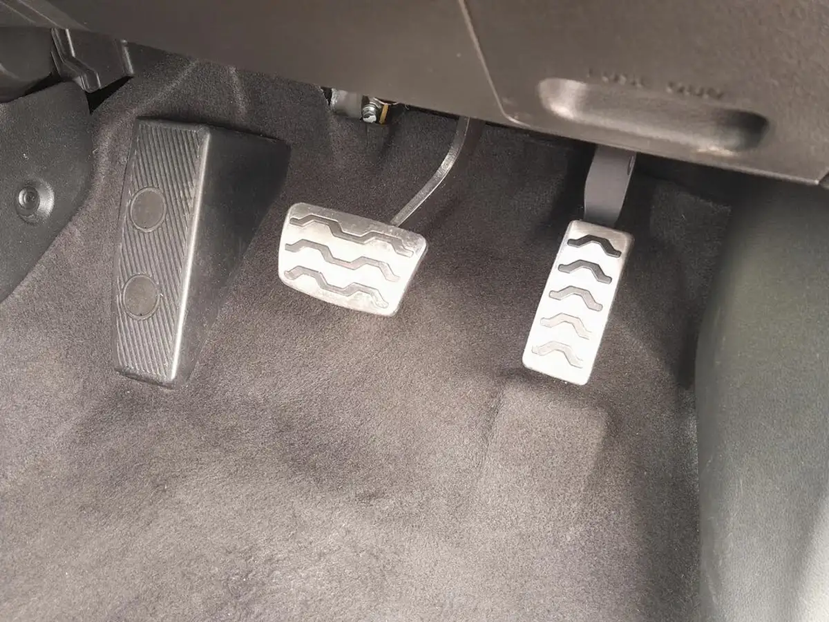 2022-hyundai-bayon-10-t-gdi-se-connect-dct-big-14