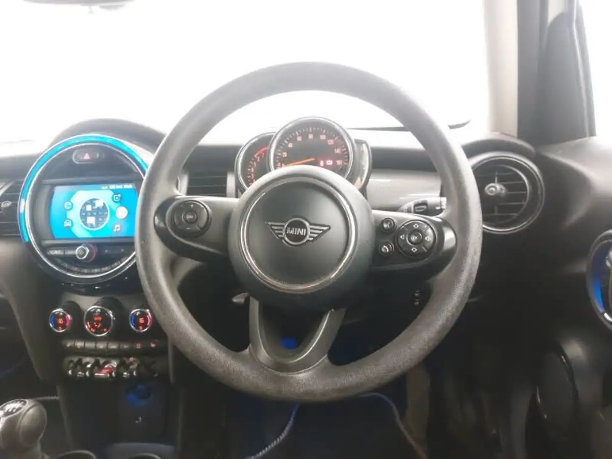 2019-mini-cooper-15-cooper-classic-hatchback-5d-big-6