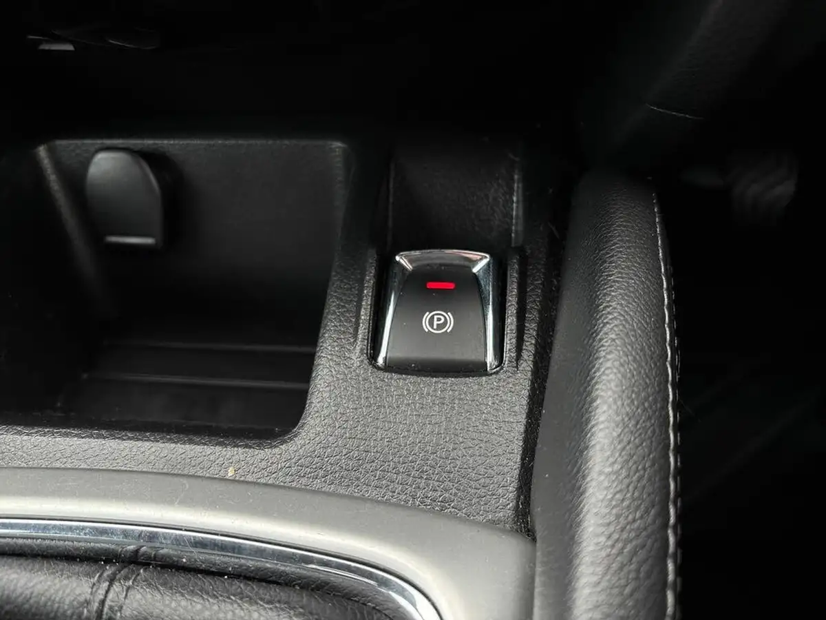 2016-nissan-qashqai-15dci-tekna-big-37