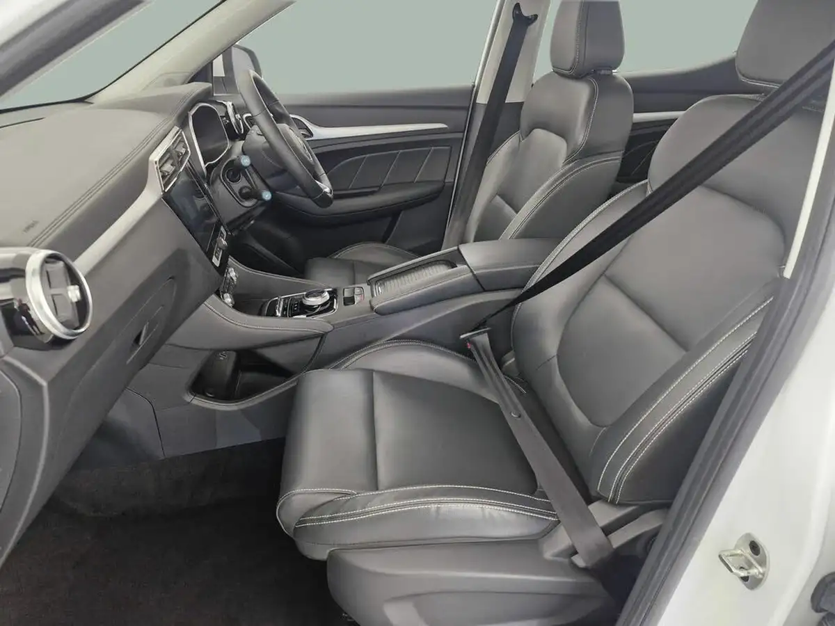 2021-mg-zs-suv-e-exclusive-ev-big-12