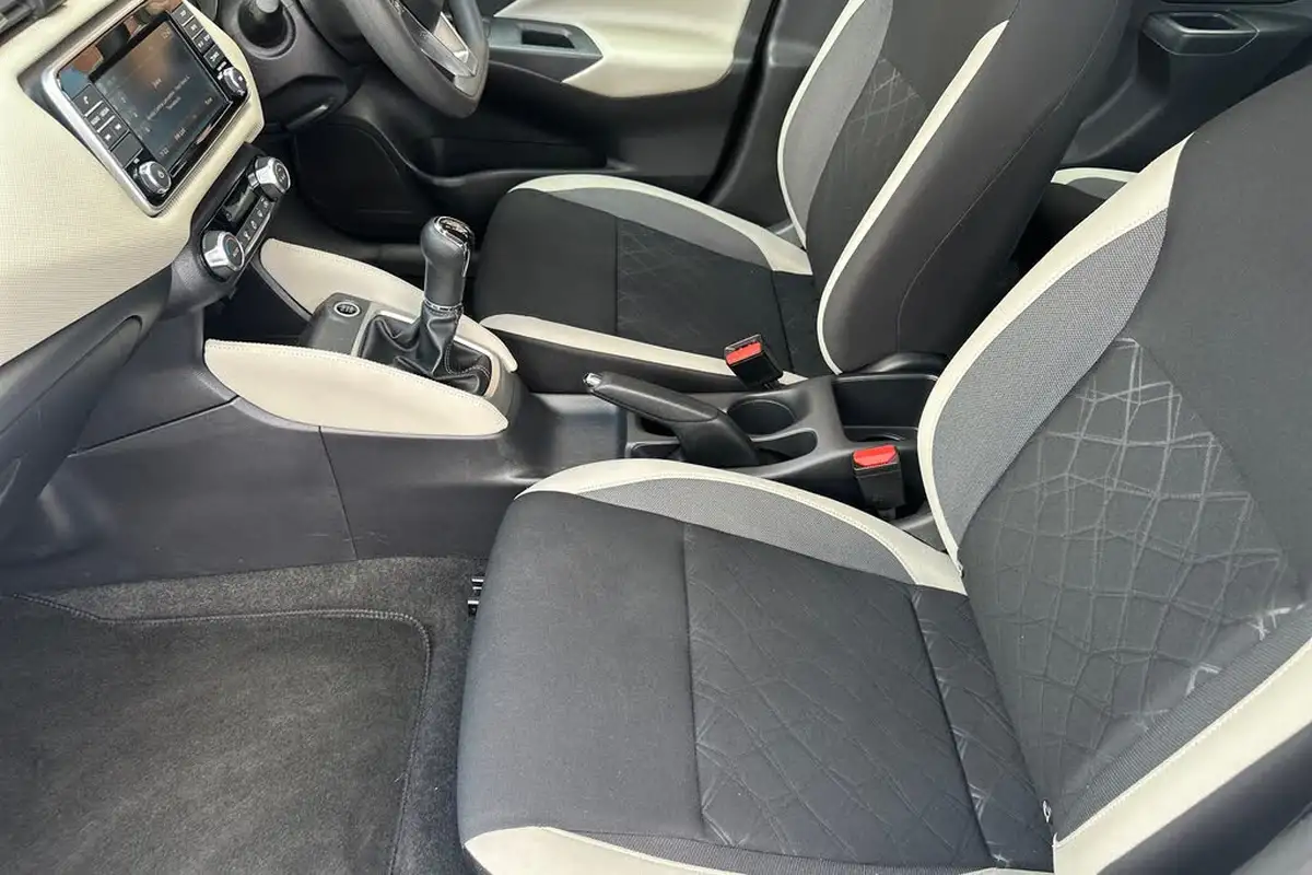 2018-nissan-micra-10-acenta-limited-edition-big-6