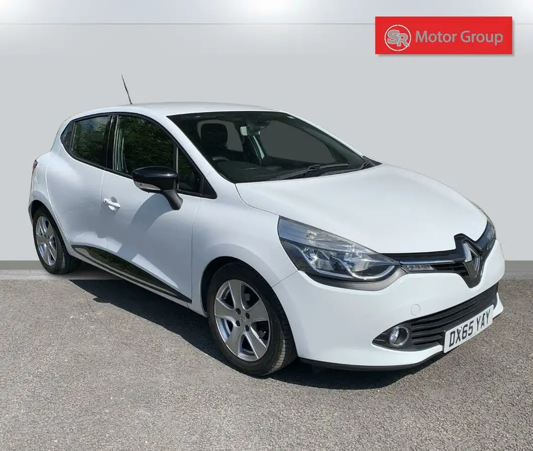 2015-renault-clio-09-tce-dynamique-nav-big-0