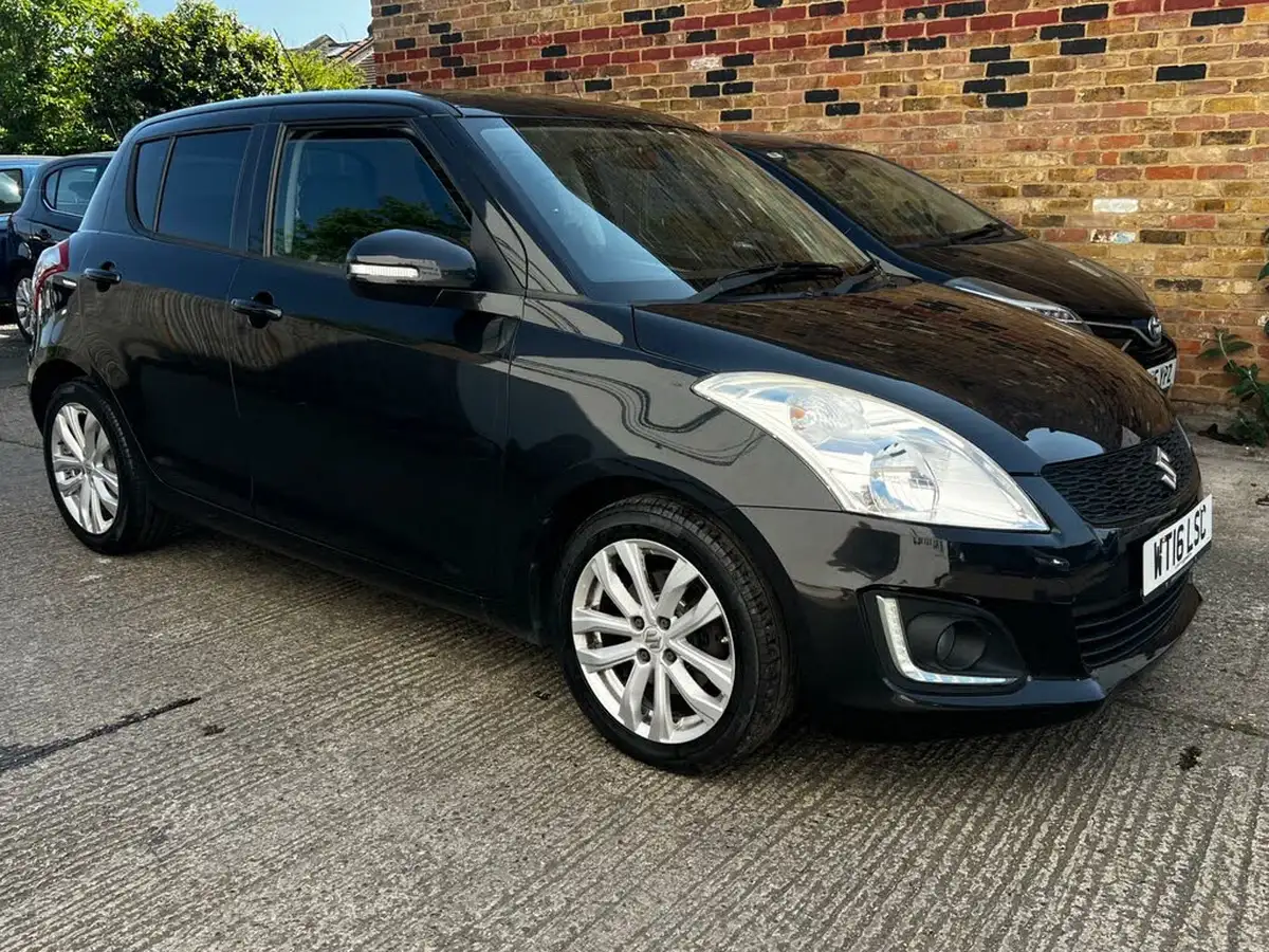 2016-suzuki-swift-12-sz4-94ps-nav-5d-at-big-8