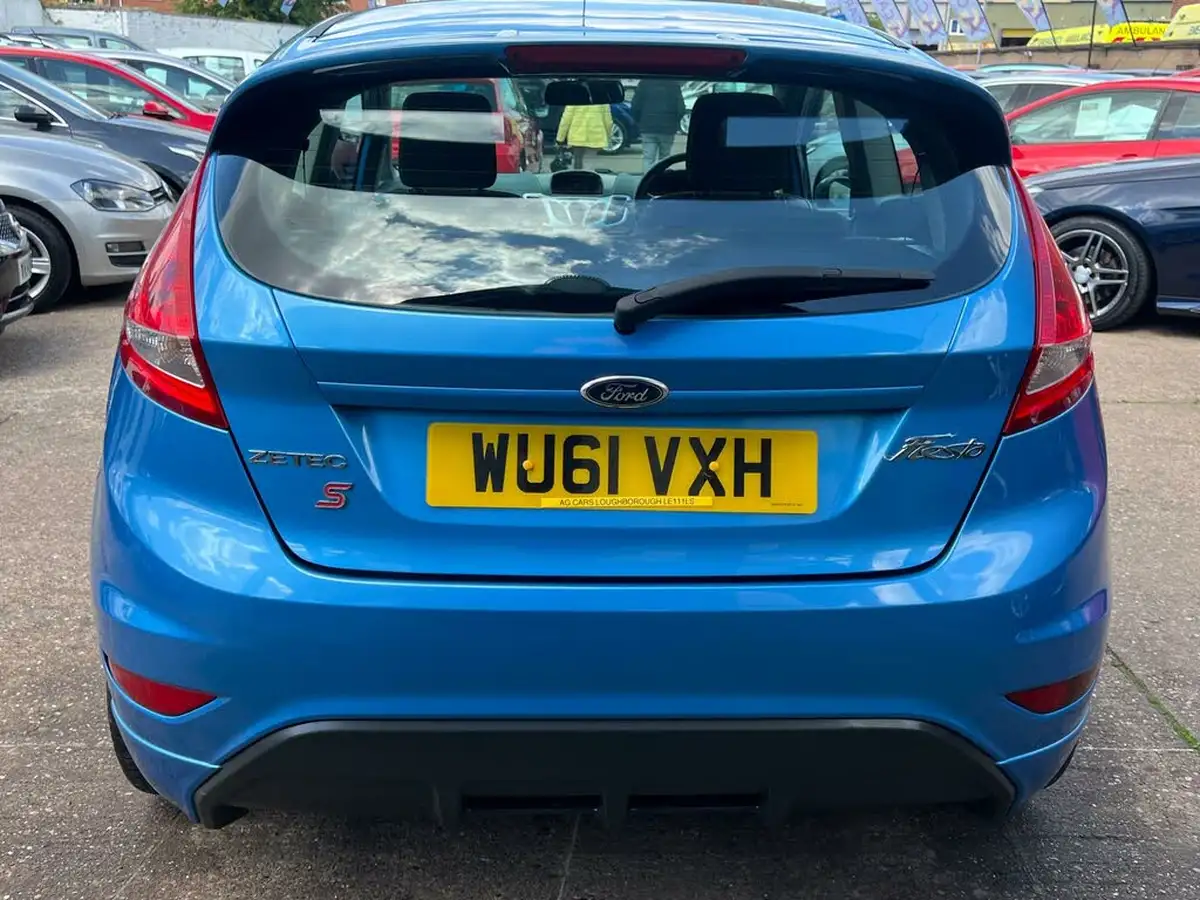 2011-ford-fiesta-16-zetec-s-big-11