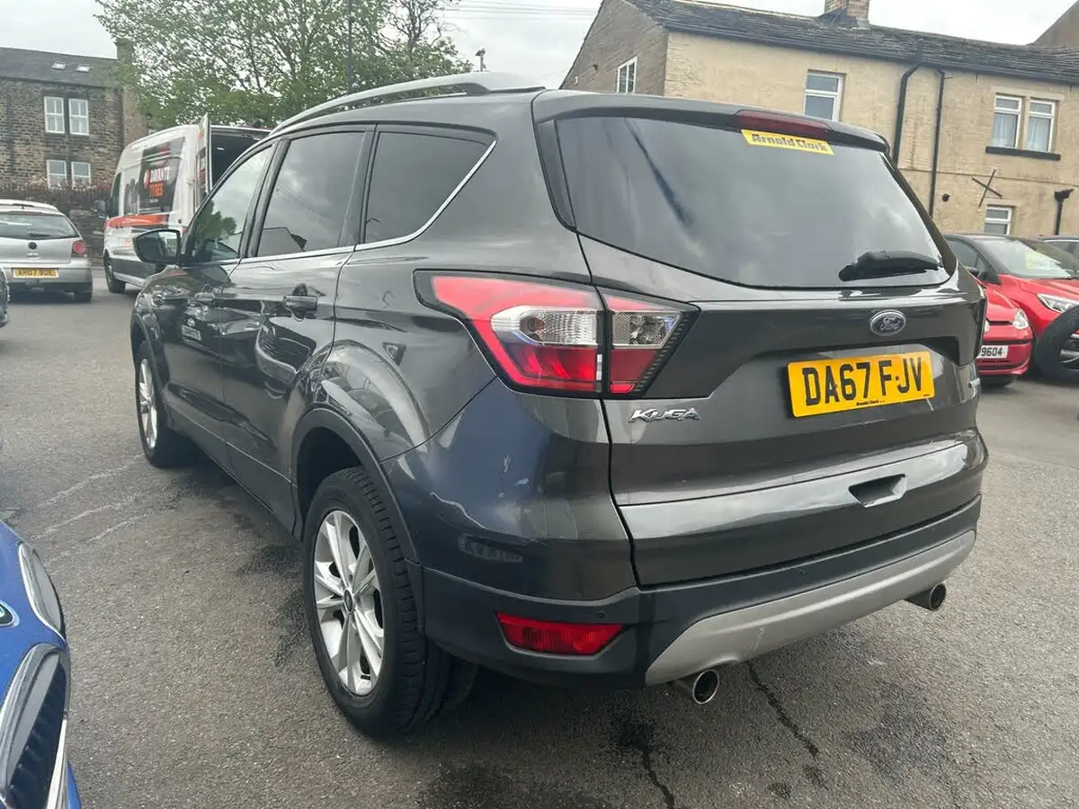 2017-ford-kuga-15t-titanium-150ps-big-3