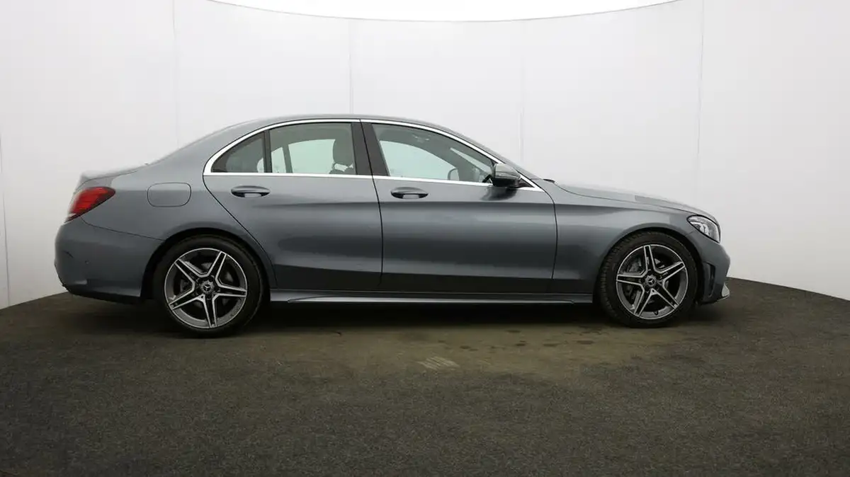 2019-mercedes-benz-c-class-15-c200-amg-line-premiumss-saloon-4d-big-44