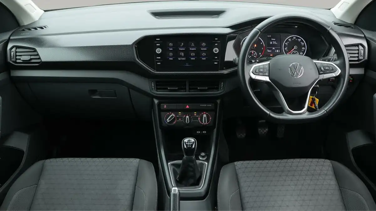 2021-volkswagen-t-cross-10-tsi-se-95ps-big-13