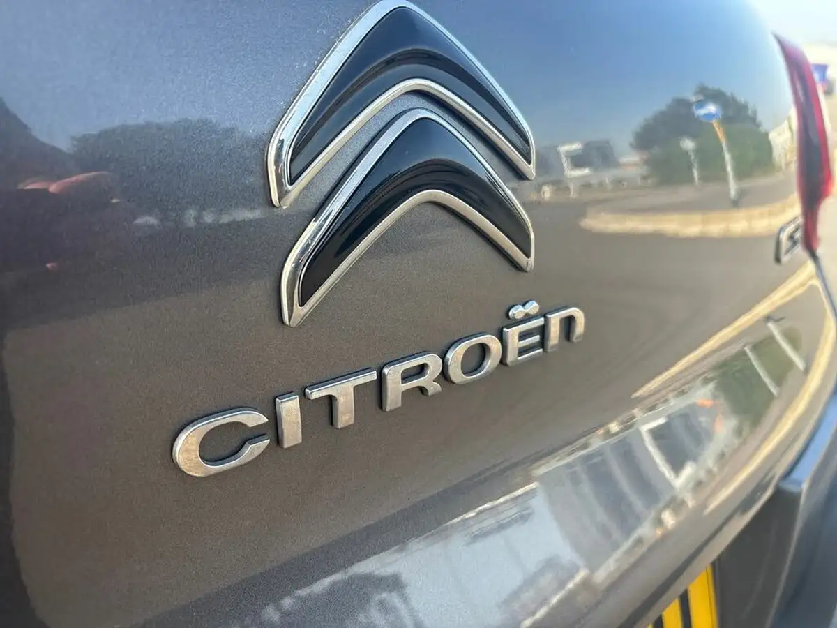 2018-citroen-c3-12-puretech-flair-nav-edition-82ps-big-20