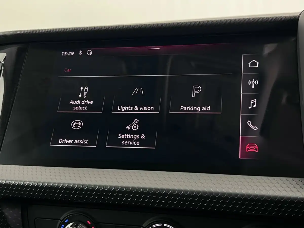 2019-audi-a1-10-30-tfsi-sport-big-23