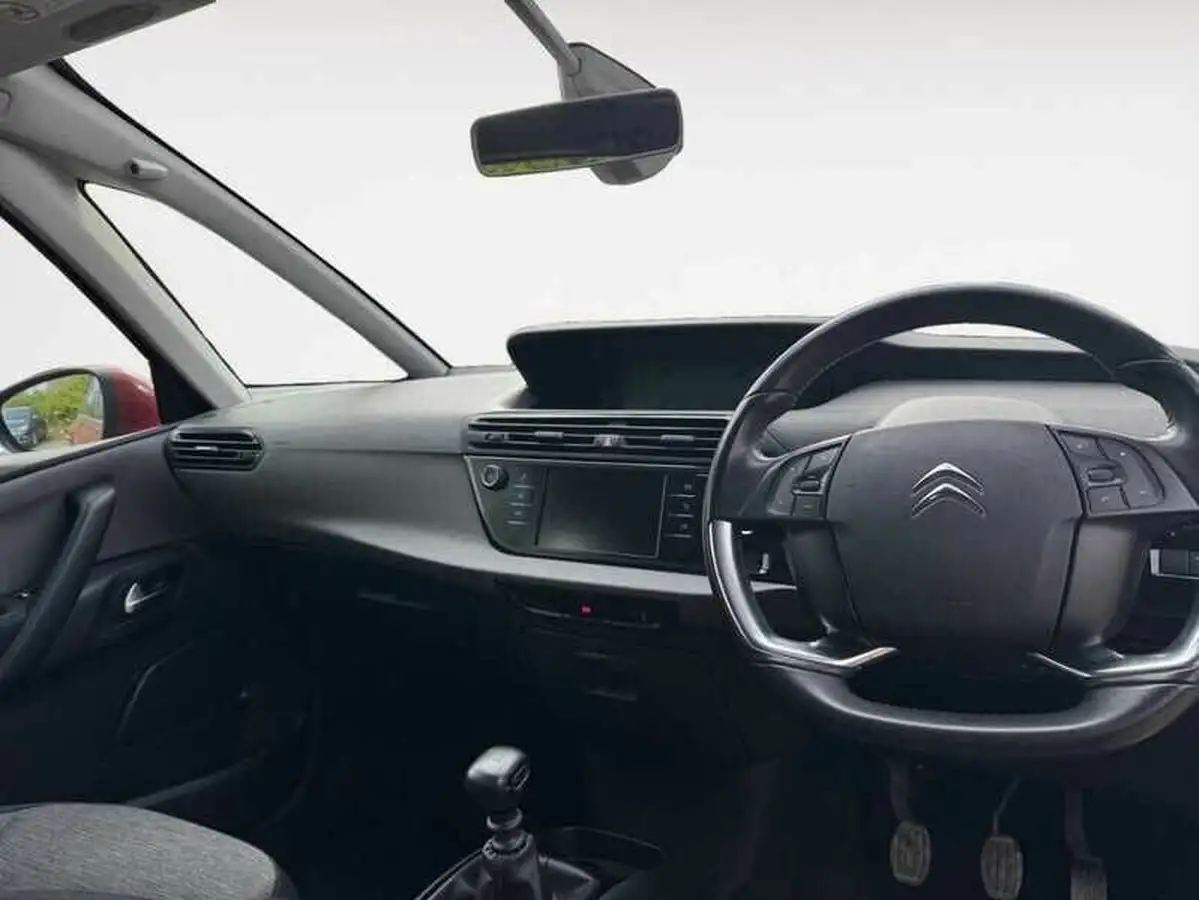 2019-citroen-c4-spacetourer-12-puretech-touch-edition-130ps-big-4