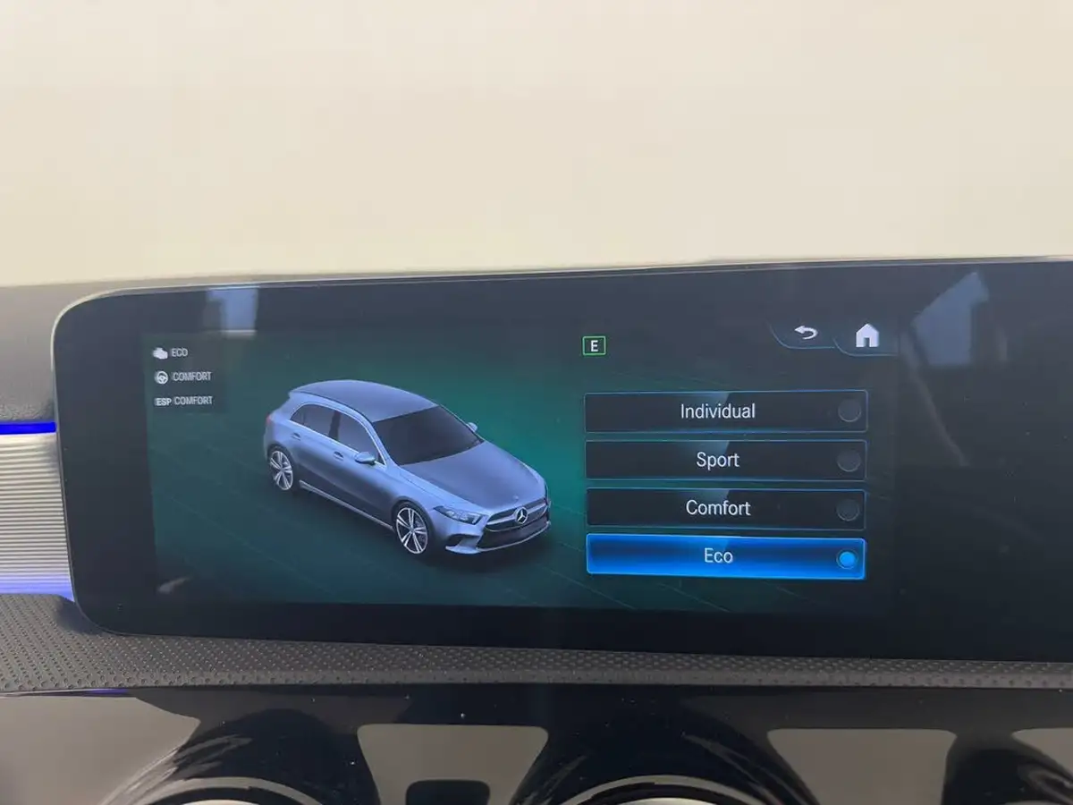 2023-mercedes-benz-a-class-13-a180-amg-line-premium-hatchback-5d-7g-dct-big-72