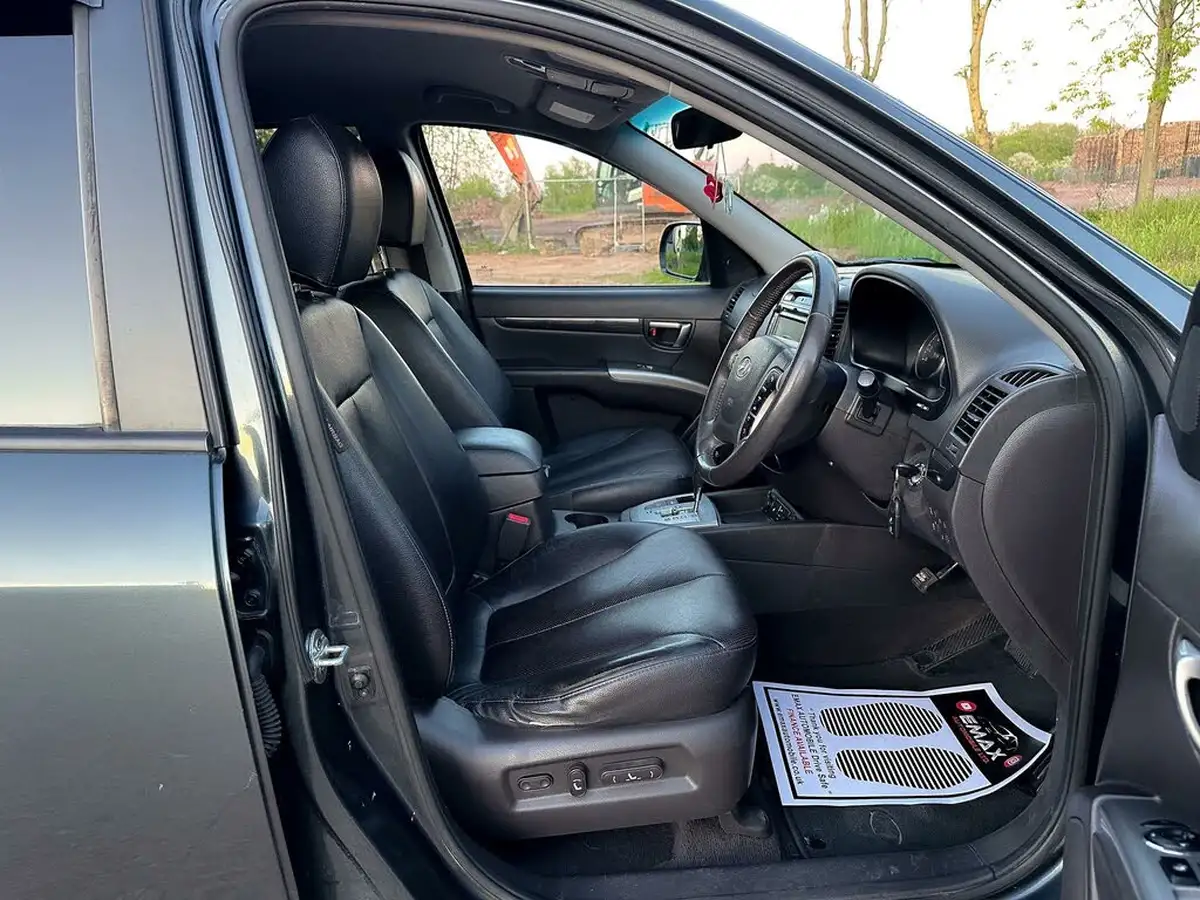 2012-hyundai-santa-fe-22td-premium-7st-auto-big-25