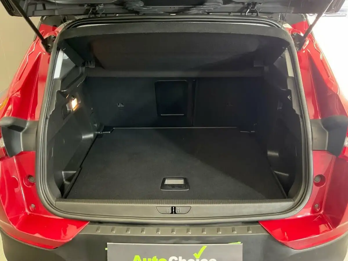 2020-vauxhall-grandland-x-12-sri-nav-big-57