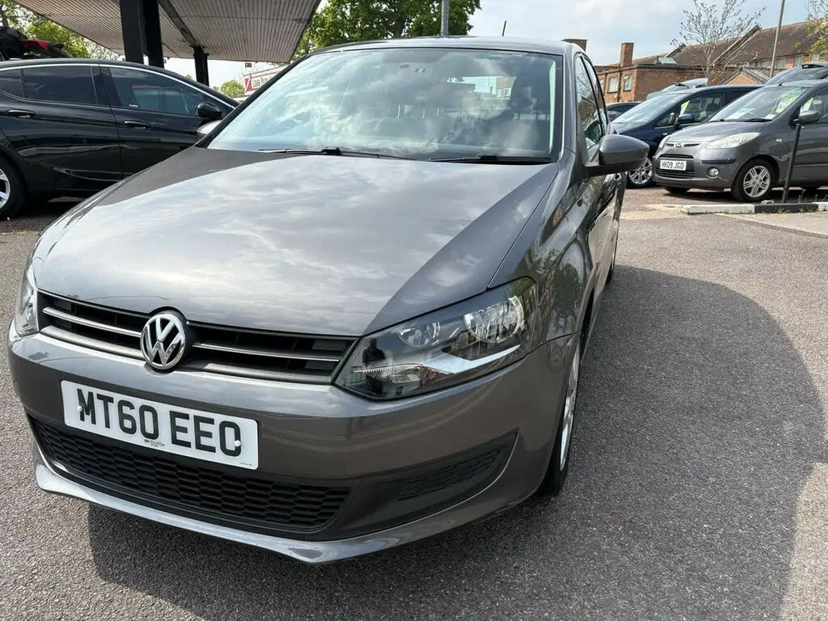 2010-volkswagen-polo-14-se-86ps-5d-dsg-big-2