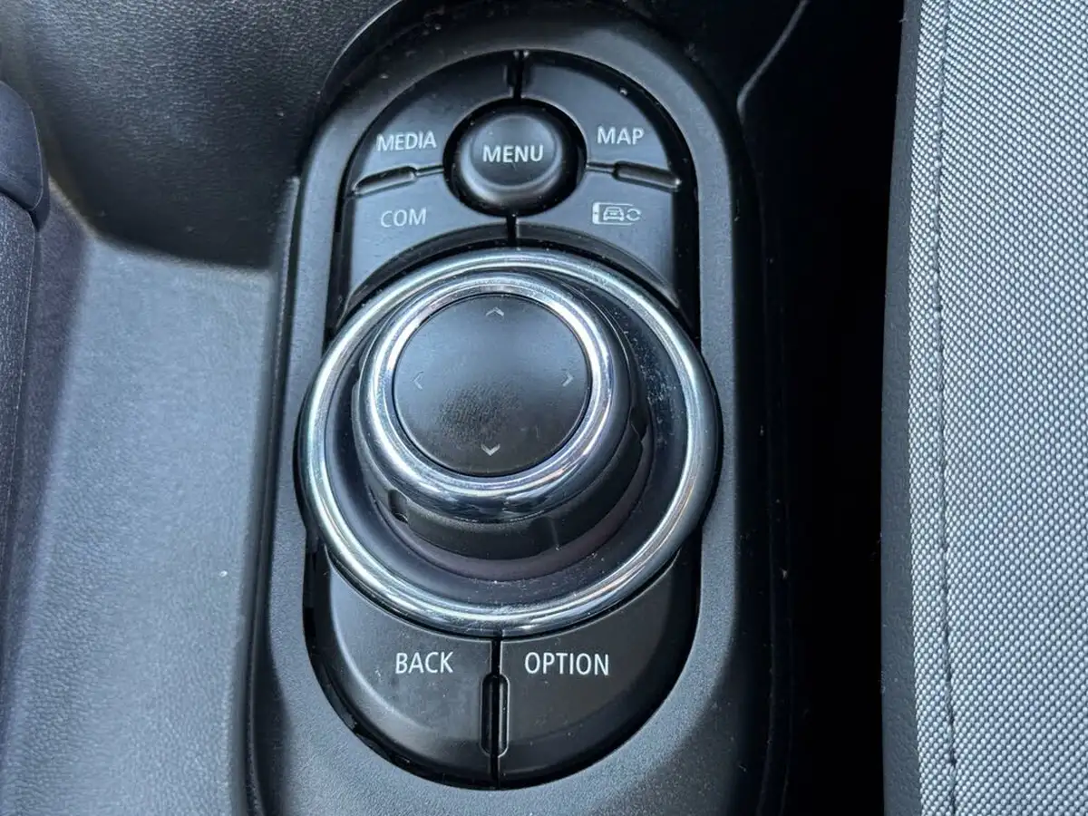 2022-mini-cooper-20-cooper-s-sport-hatchback-5d-auto-big-22