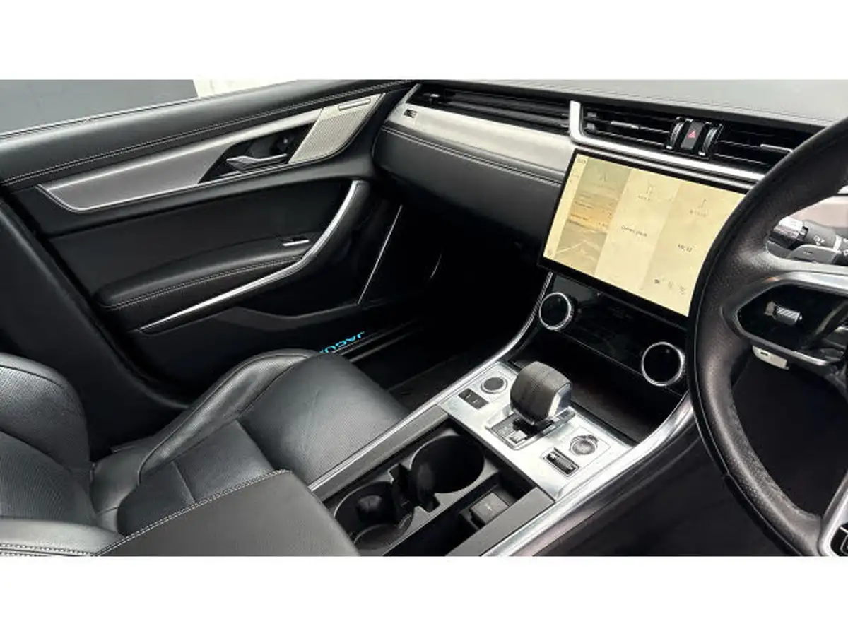 2021-jaguar-xf-20-d200-r-dynamic-se-rwd-saloon-4d-big-13