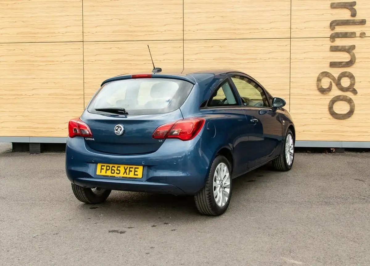 2015-vauxhall-corsa-14i-se-90ps-ecoflex-3d-1398cc-big-1
