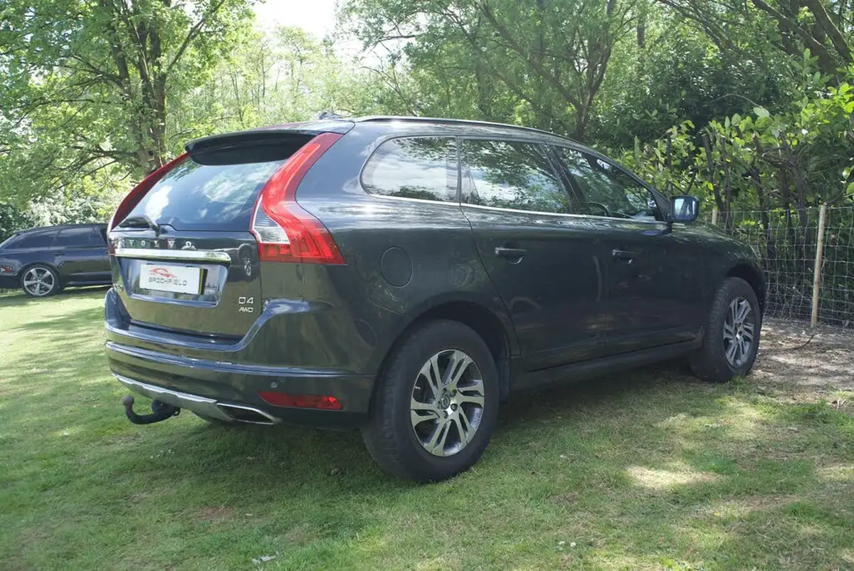 2014-volvo-xc60-24td-d4-se-181bhp-nav-geartronic-big-18