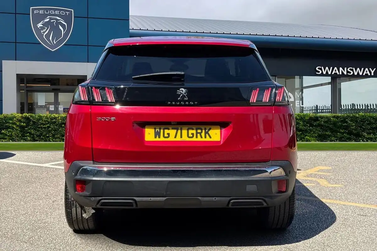 2021-peugeot-3008-suv-12-puretech-allure-big-3