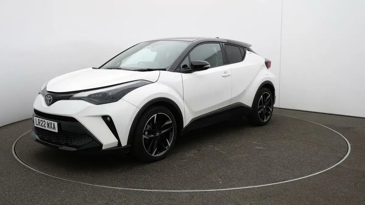 2022-toyota-c-hr-18-vvt-i-gr-sport-big-3