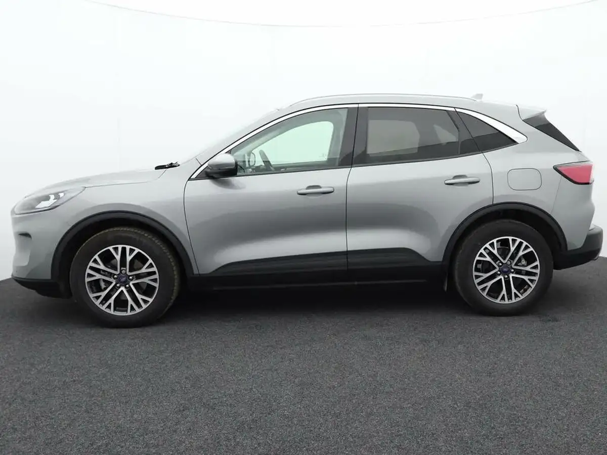 2023-ford-kuga-15t-titanium-edition-big-3