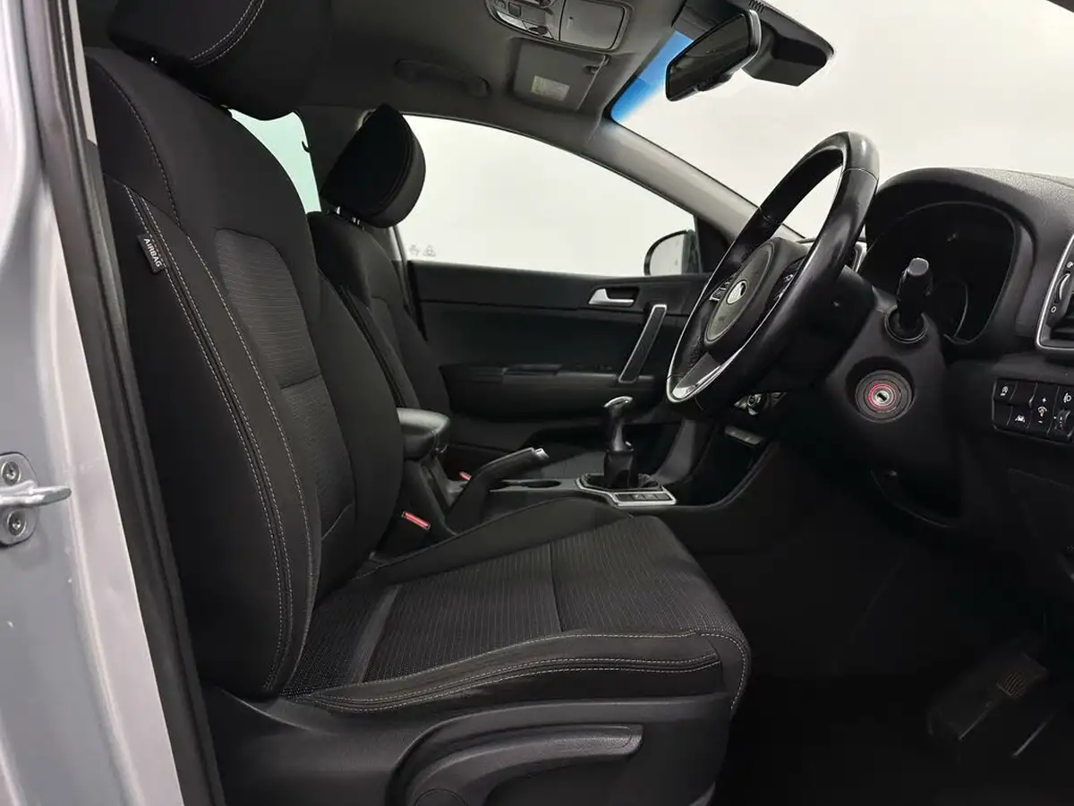 2019-kia-sportage-16-gdi-2-big-28
