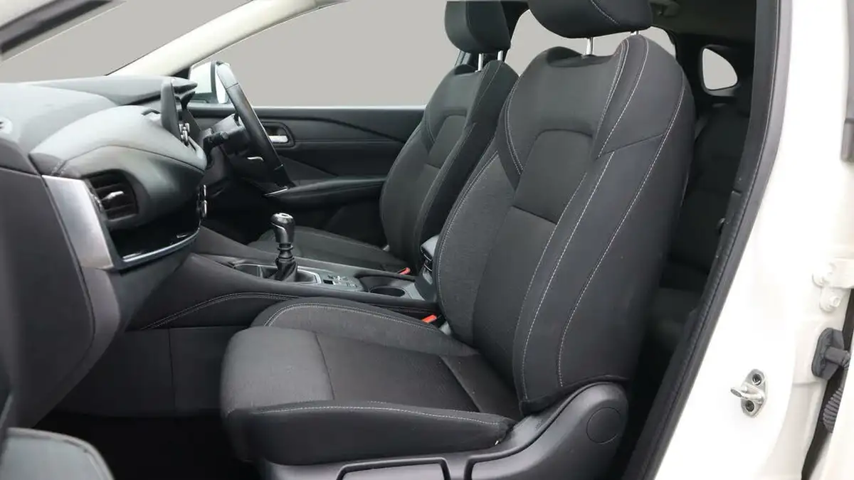 2022-nissan-qashqai-13-dig-t-n-connecta-140ps-big-14